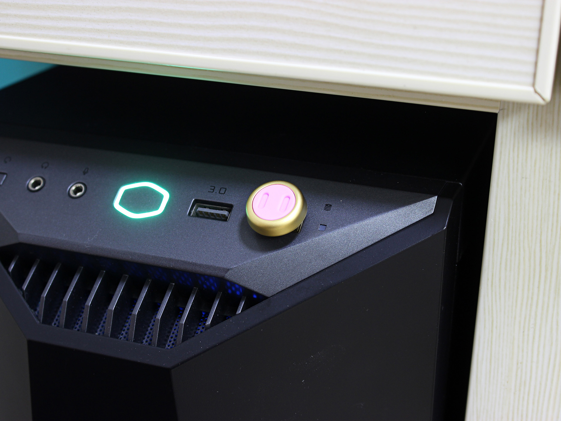 我不是佩奇,金士顿64G猪年生肖U盘悄悄萌到身边