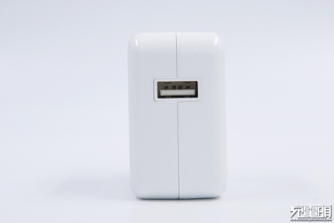 vivoiqooneo5充电,iqoo5支持66w快充