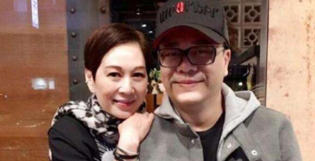 携手十多年恩爱夫妻集锦,恩爱多年明星夫妻