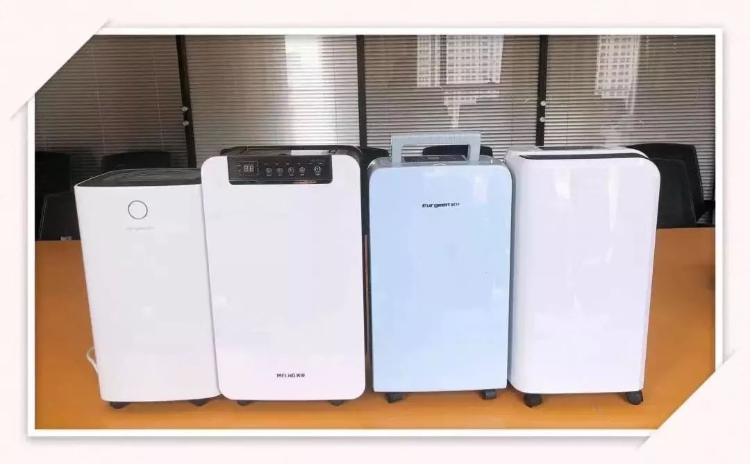 冬天窗户玻璃结霜怎么解决,冬天房间窗户结霜怎么解决