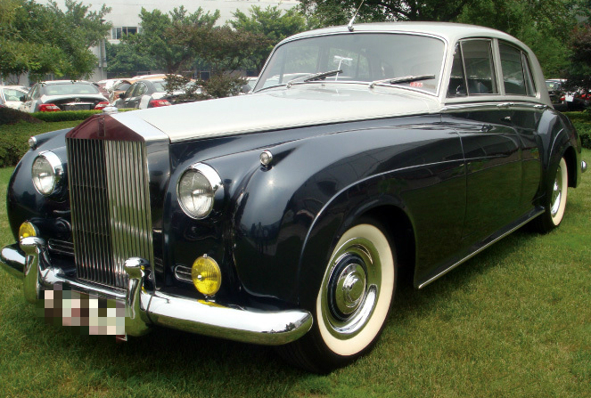 宾利：“造一台快的车，好的车，同级别中最出类拔萃的车”