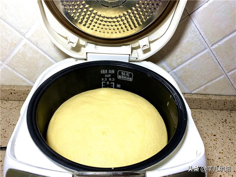 电饭煲做蛋糕一次就成功的诀窍,电饭煲做蛋糕蓬松方法图解