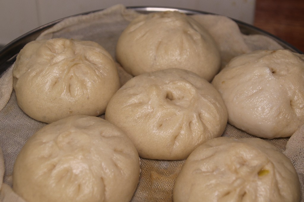 做包子和面水和面粉的比例,做包子和面用冷水了怎么办