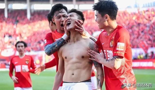 广州恒大被巴萨进三球,恒大西班牙足校