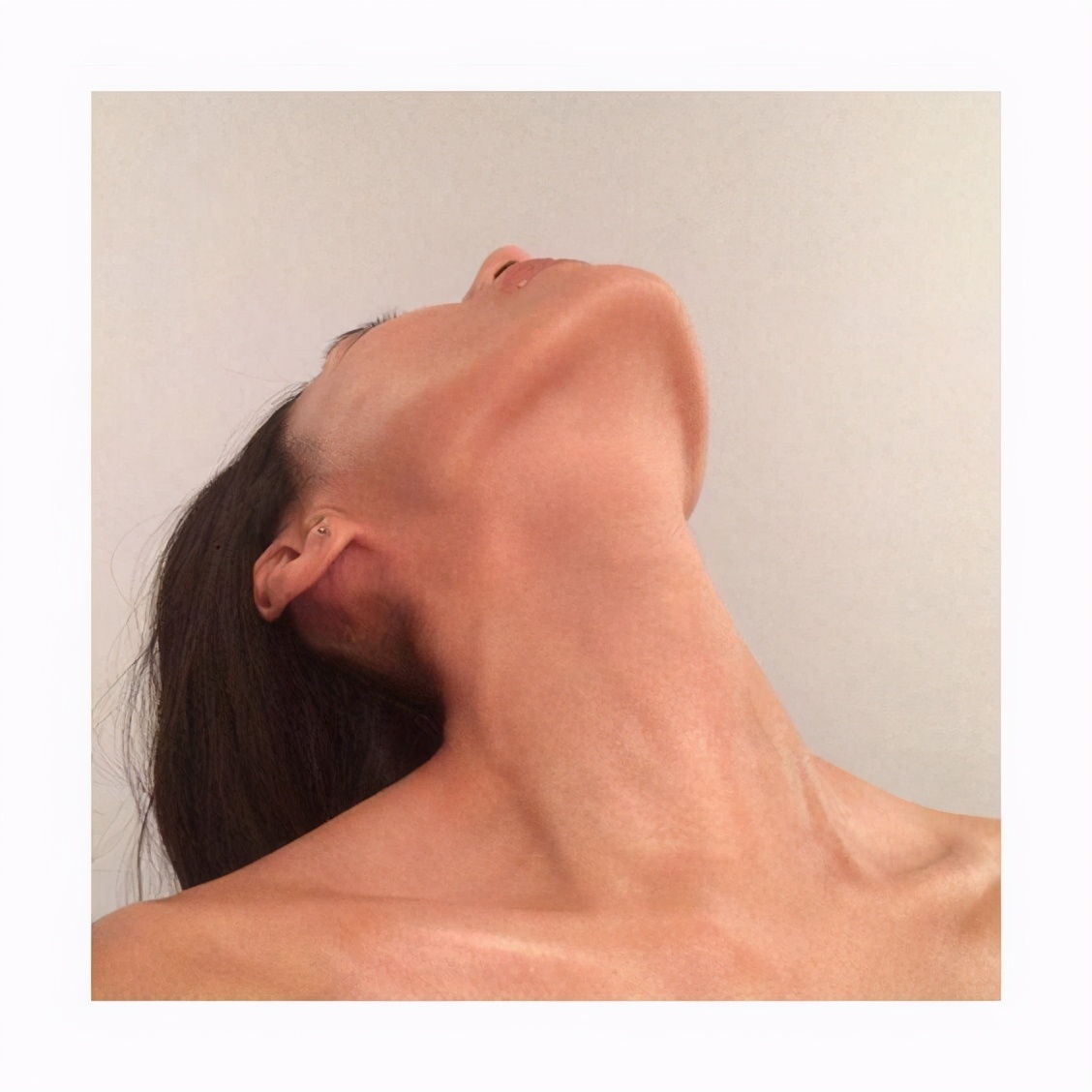 关节黑改善小妙招,关节发黑护肤小妙招