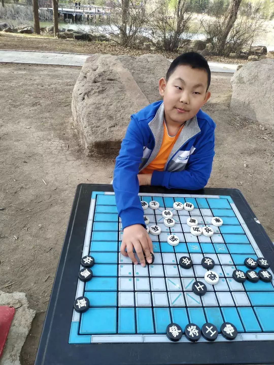 「快乐儿童节」儿童主播何家睦《春天的脚步》