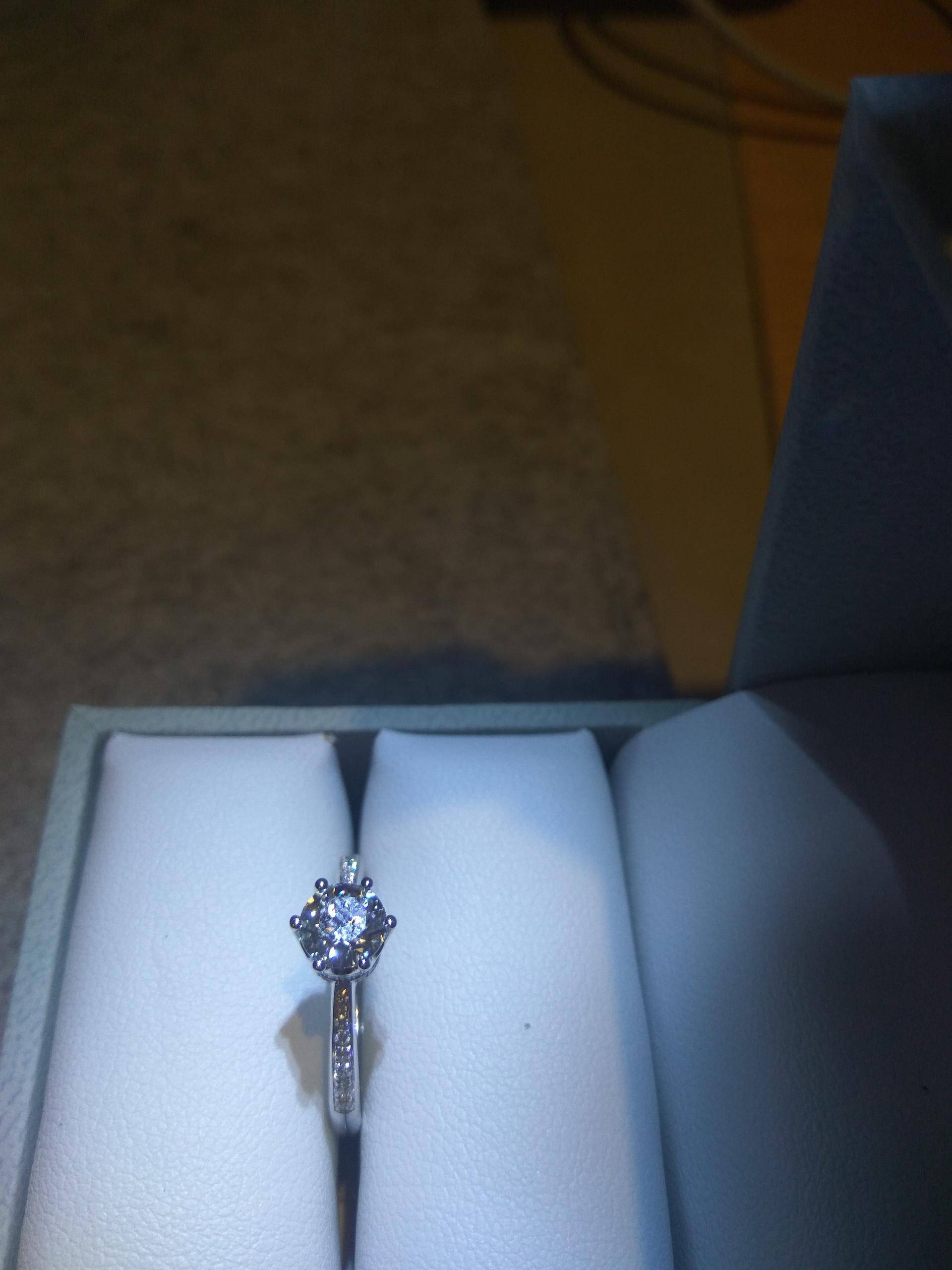 bluenile钻石价格,bluenile钻石一克拉