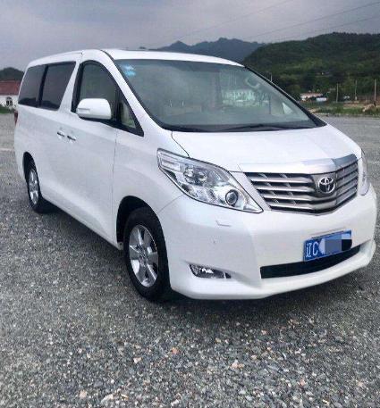 这款豪车“红”了？4S店：买车需加价30万，准车主：多少钱我都加