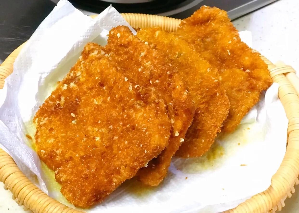 如何才能做出香脆酥软的炸猪排,在家就能做的法式炸猪排酱汁