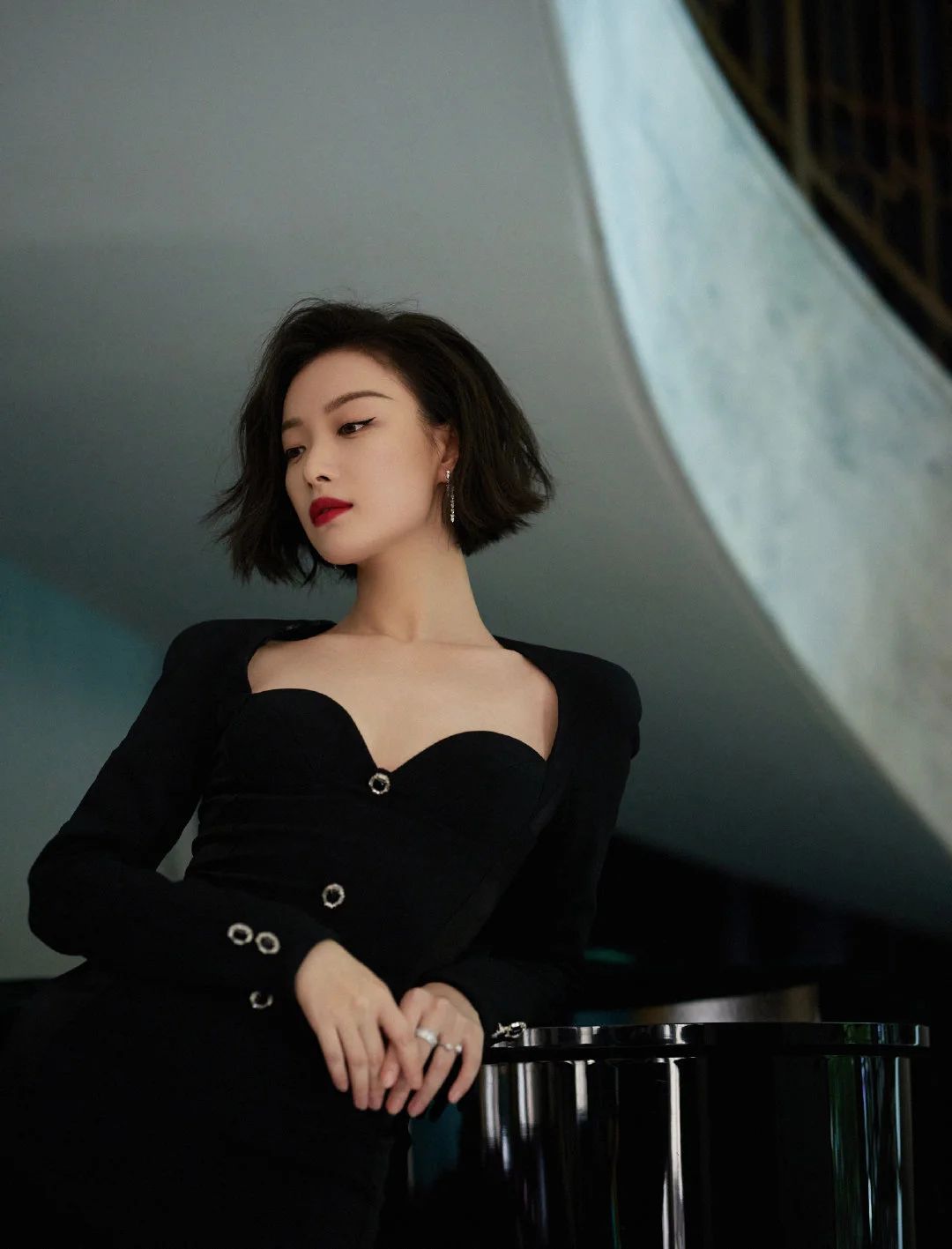 倪妮的脸型适合什么短发,倪妮同款短发适合什么脸型