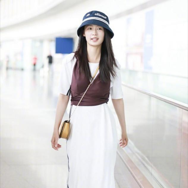 各种脸型适合戴什么帽子,根据脸型挑选帽子这样才不显脸大