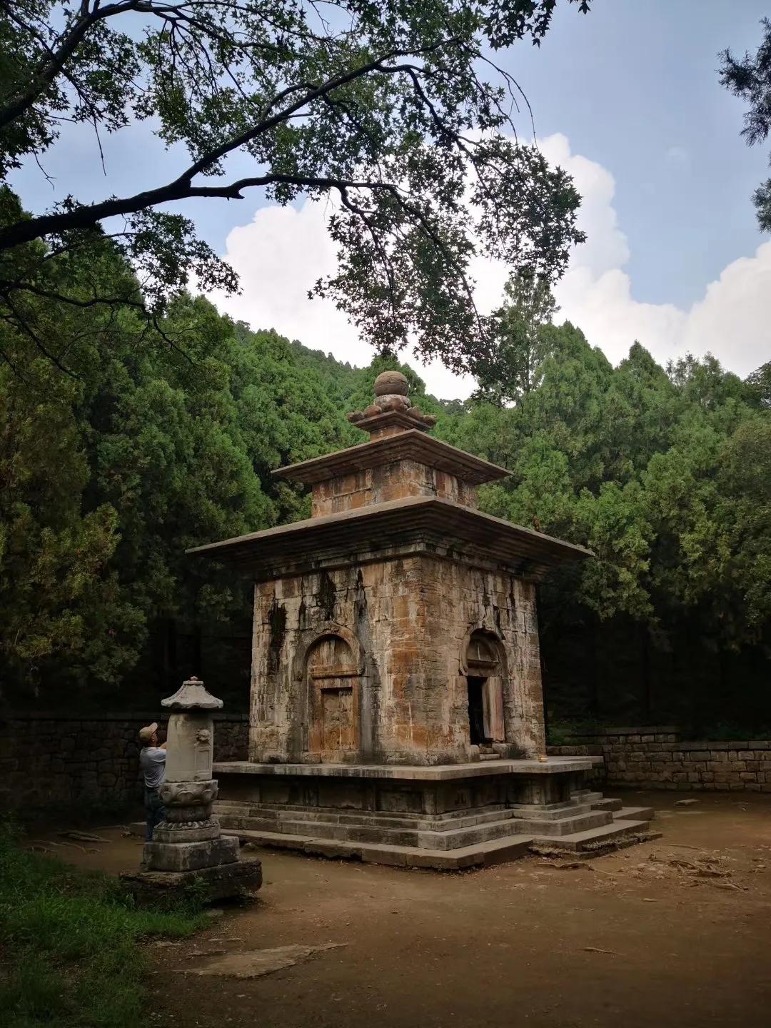 济南最灵魂的景区,济南最清净的寺院