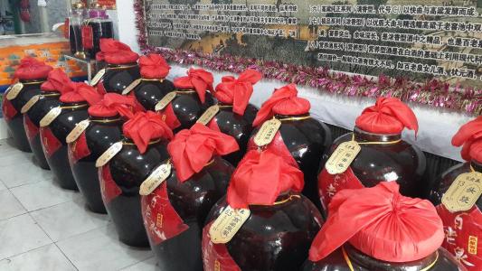 因“泉”而生的济南，他的白酒故事，我来说