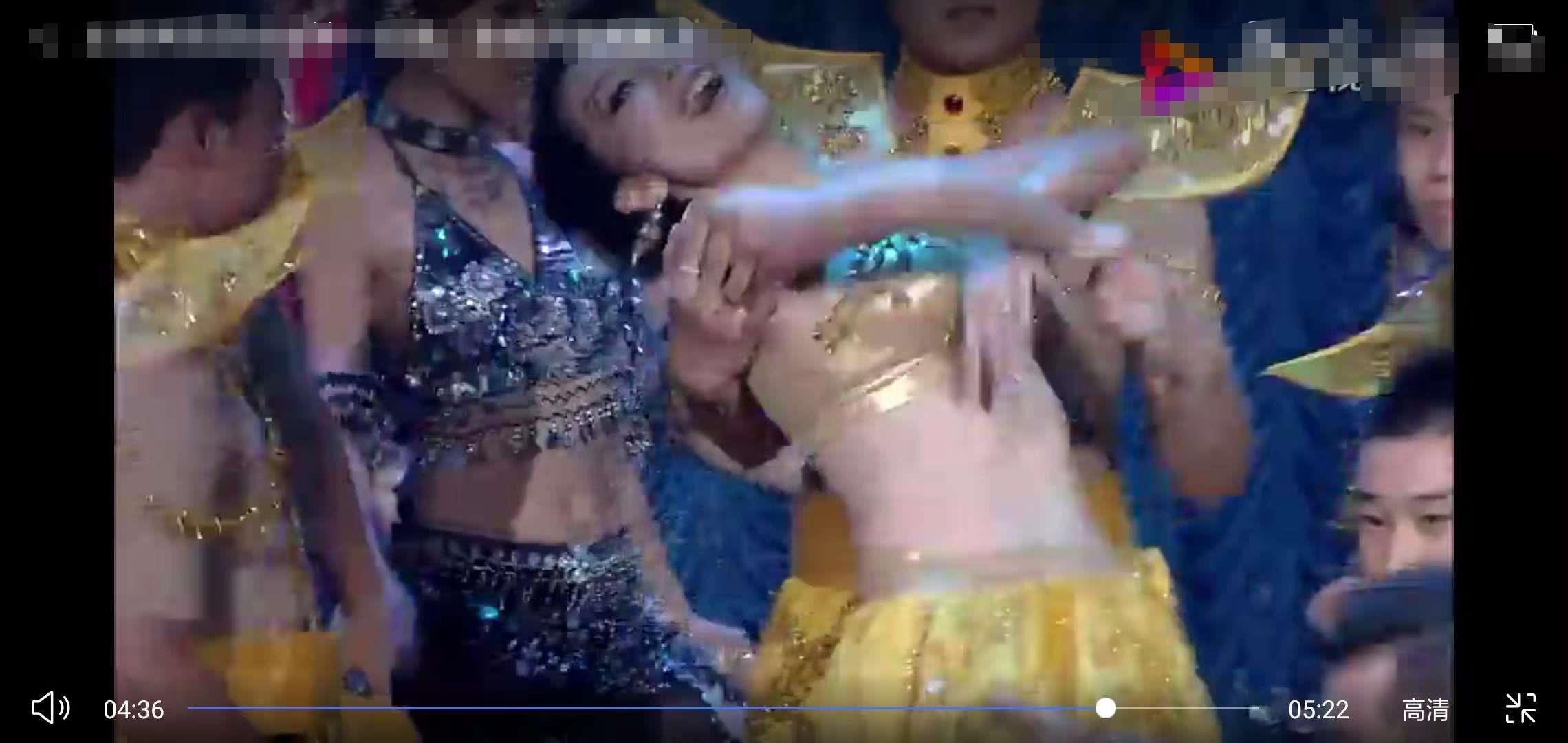 主持界四大女神出场，全场大碗沸腾，网友：感觉跟进了夜店一样