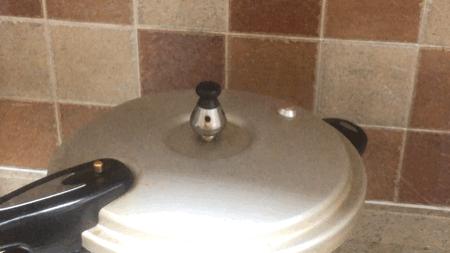 电饭煲不好用没反应,电饭煲不好用了怎么办