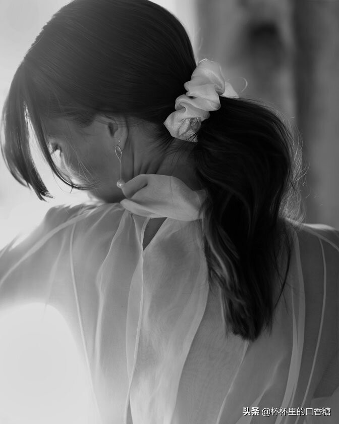 浪漫唯美顶上装饰，让澳头饰品牌ChristieMillinery伴你走向幸福