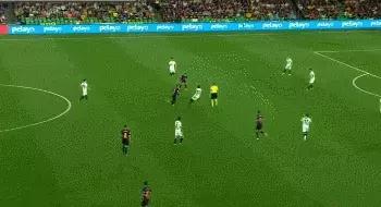 布斯克茨巴萨单后腰集锦,布斯克茨在目前巴萨的地位