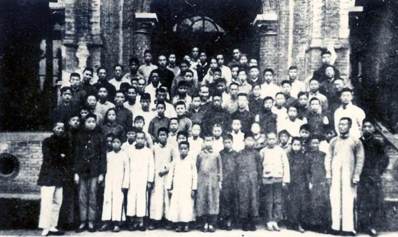 *共中**交大组织的建立之一：早期的学生革命活动「欧七斤」