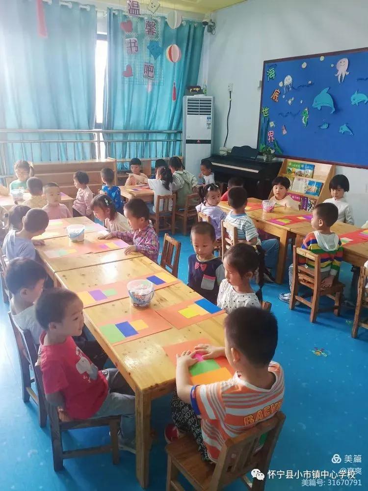 我县各幼儿园开展庆元旦活动,凤鸣幼儿园国庆节活动