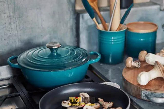 lecreuset珐琅锅哪个款式经典,lecreuset珐琅锅复古绿