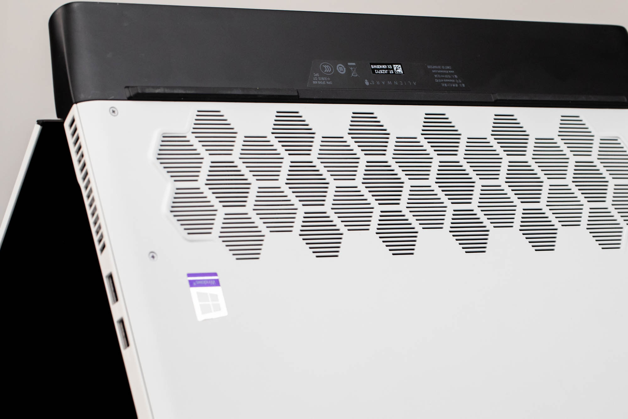 戴尔外星人笔记本17r5深度解析,外星人m15轻薄游戏本笔记本测评