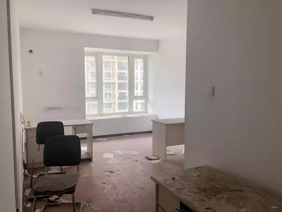 竞价86轮！南京主城豪宅890万卖出，单价仅33966元/㎡