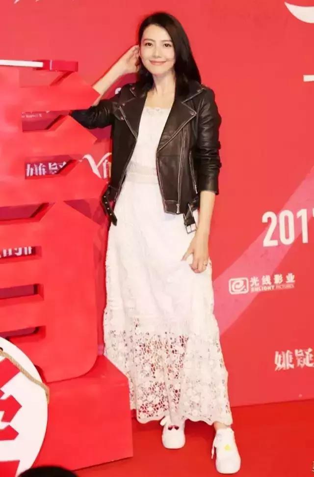 盘点今年流行的连衣裙,今年流行碎花连衣裙吗