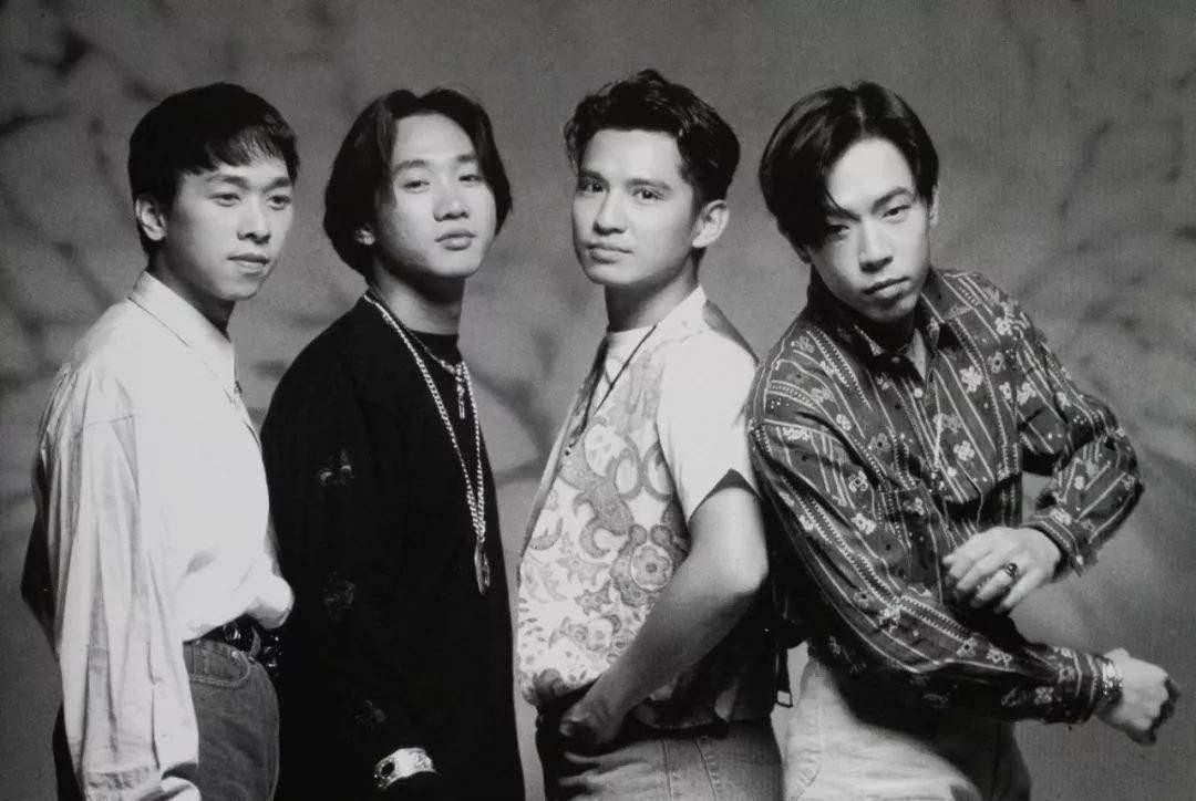 看不惯00后“网聊黑话”?当初80后也笑话90后的火星文