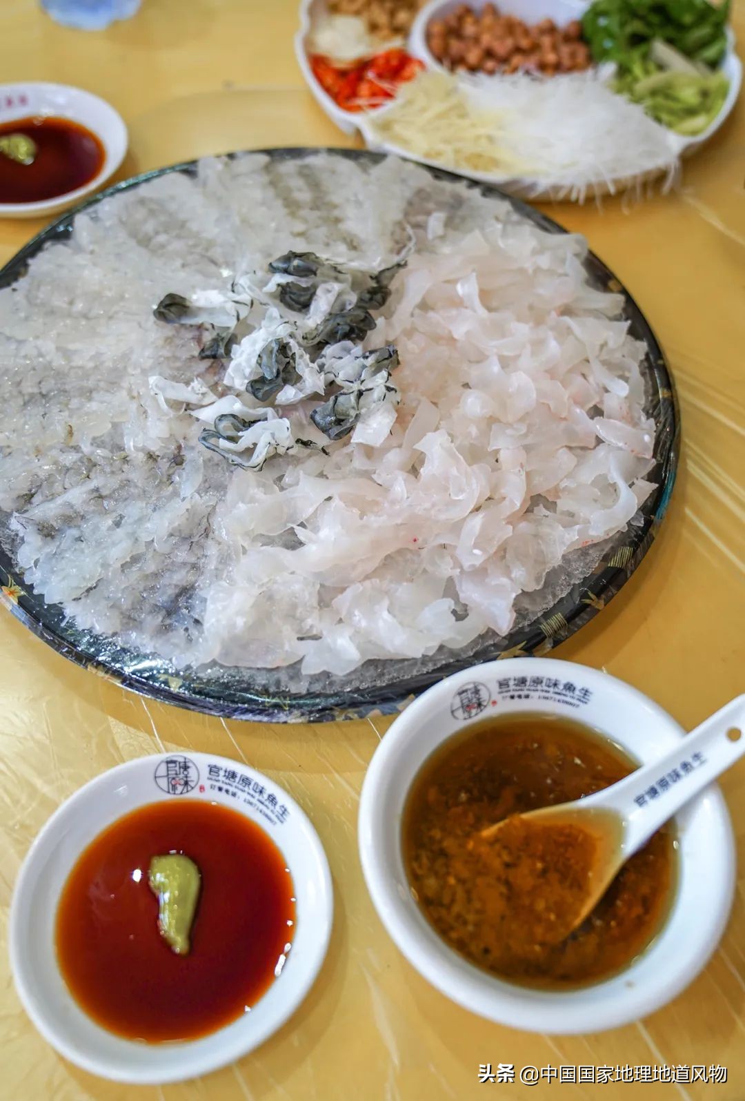 广东潮州为什么叫中国瓷都,广东潮州菜好吃吗