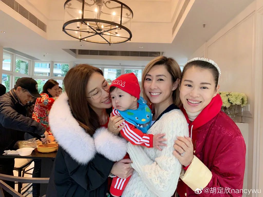 胡定欣播到一半就停更的电视剧,胡定欣tvb综艺睡前谈心选秀