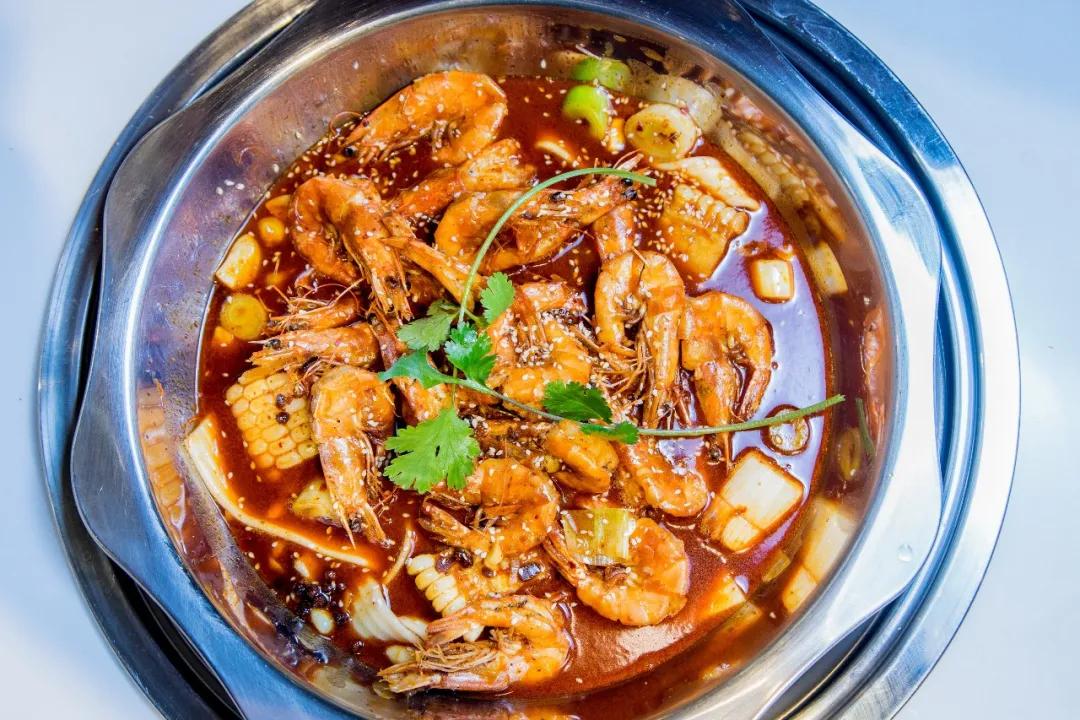 能看到钟楼的美食,看见钟楼的西安美食