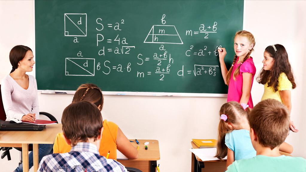 二年级考试八十几分很差吗,二年级考试80分的孩子