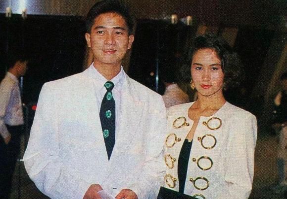 何超琼的传奇人生,何超琼的智慧与超凡的能力