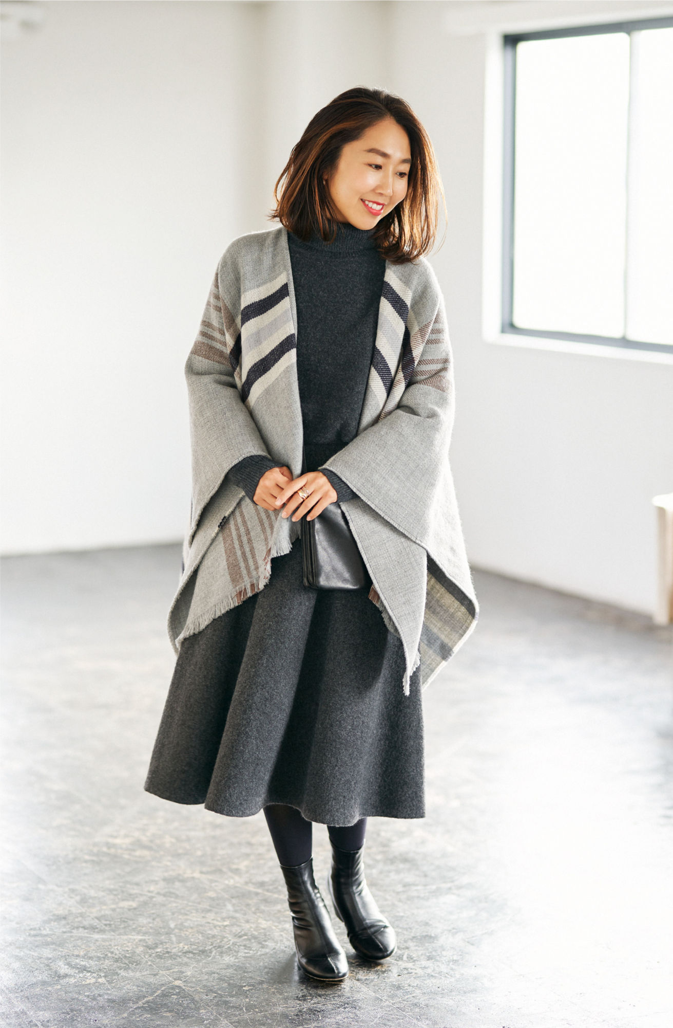 可系围巾的冬季穿搭,围巾搭配技巧早春街头最潮的穿搭