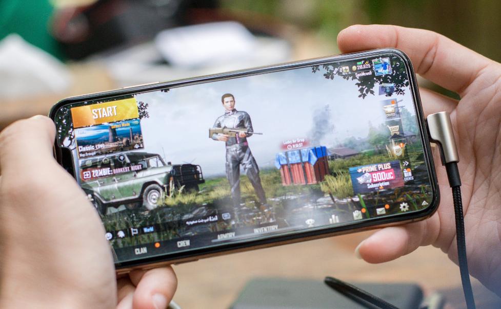 emmc5.1和ufs3.1对比视频,nvme闪存和ufs闪存哪个强