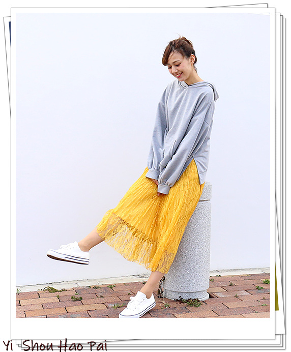 十种颜色卫衣搭什么裤子才好看,连帽卫衣穿搭配色技巧