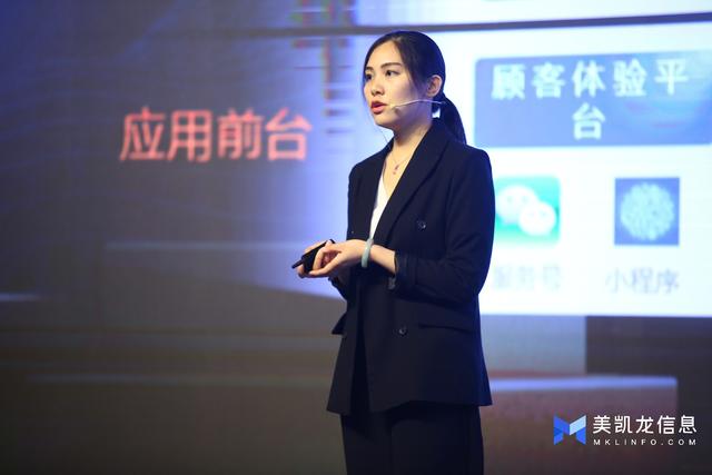 黑科技当道！机器人、全息屋开启未来商业新纪元！