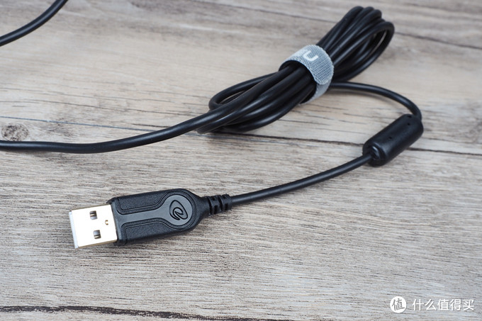 达尔优cm630牧马人轻量化鼠标,达尔优牧马人5代有鼠标宏吗