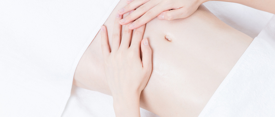 女孩子第一次使用酒店浴缸,第二天*处私**长了痘痘,是性病吗?