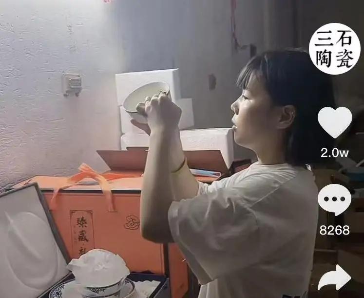 熊磊仓库疑似造假，网友指出包裹都是空的，被告诫无知