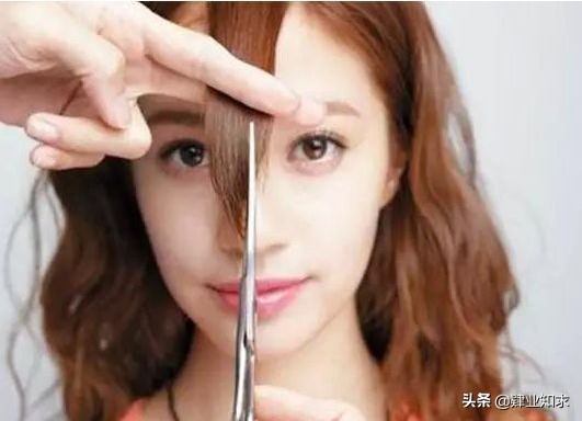 留学生在国外很难受,在国外留学剪头发