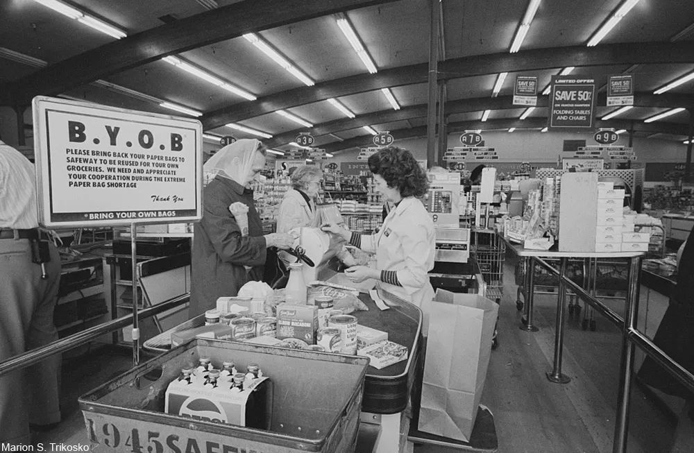 外国囤手纸的原因,外国囤货囤手纸