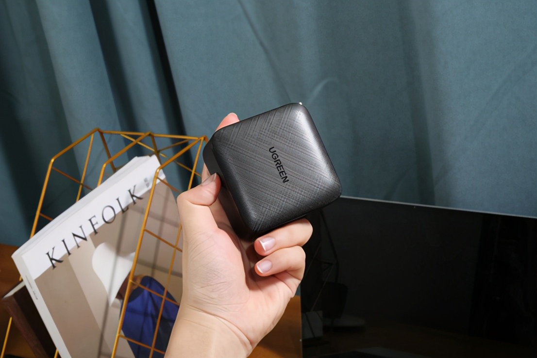 氮化镓充电器和普通有啥区别,氮化镓充电器是目前最好的吗