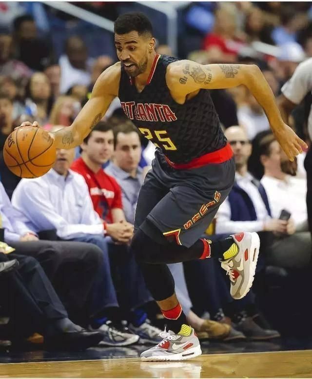 NBA5大球鞋之最：最便宜球鞋不到15块，“弹簧鞋”被联盟禁止穿