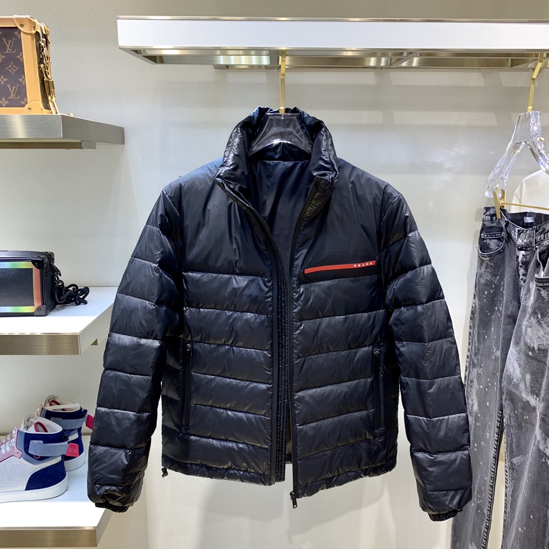 普拉达专卖店奢侈品衣服多少钱,普拉达奢侈品牌衣服