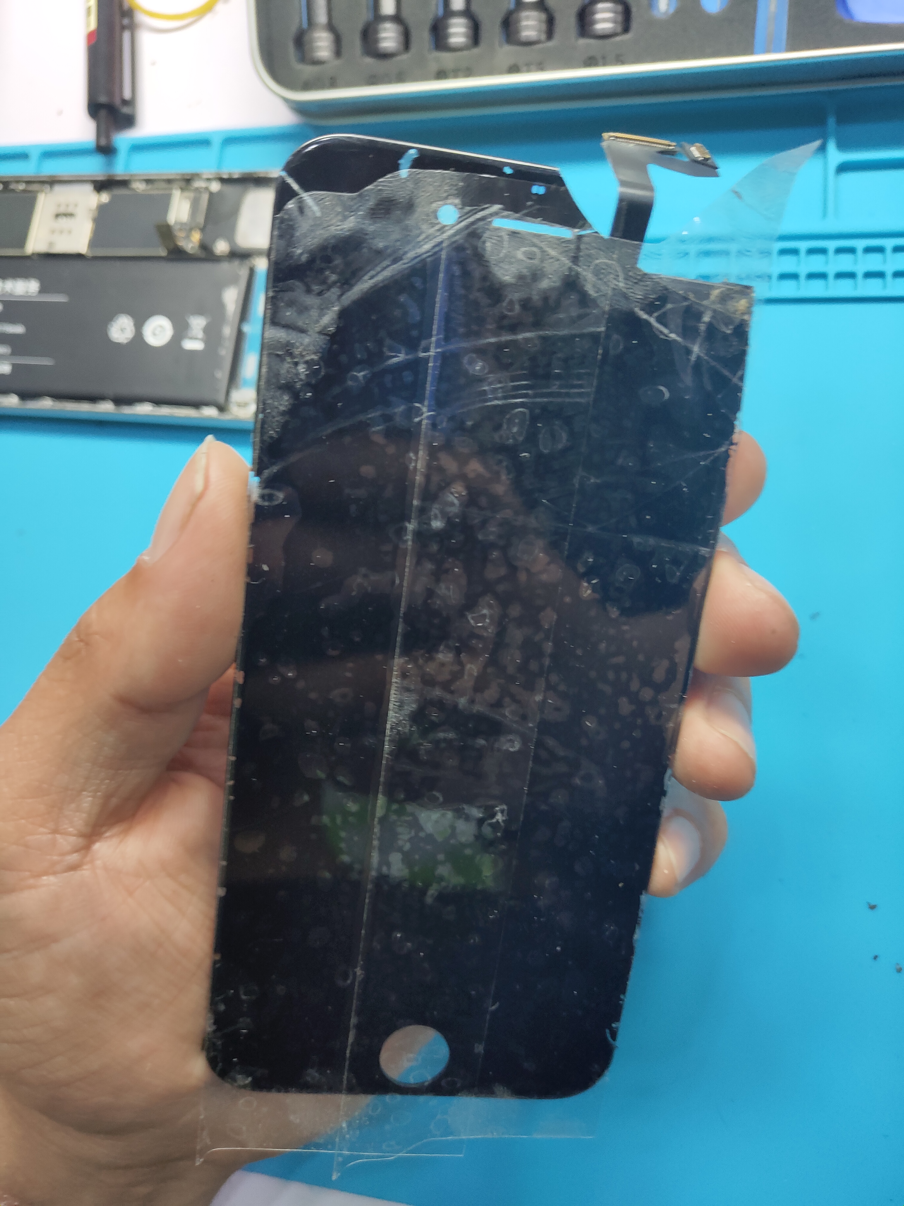 苹果6碎屏维修多少钱,碎了屏的苹果6