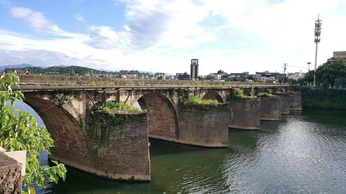 连下几天小雨后的黄山是什么样子,黄山7月9号下雨吗