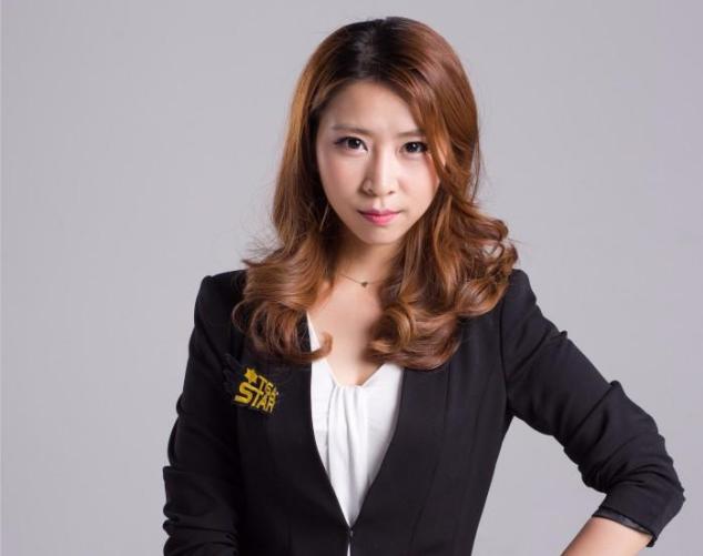 糖小幽蒙混过关失败,解说小米向其开炮:恶心,假的永远是假的