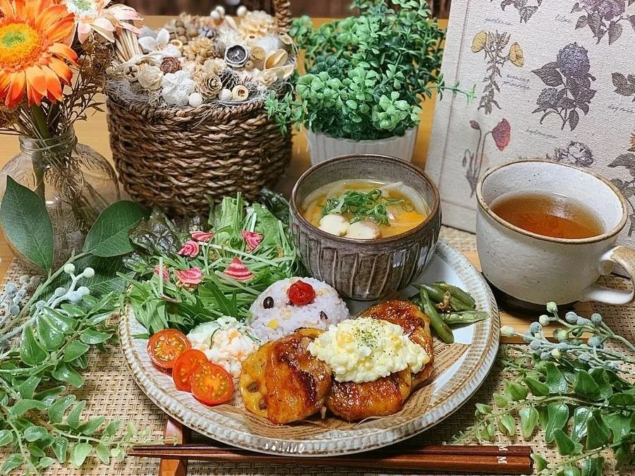 日本主妇晒自己的便当,日本太太一日三餐