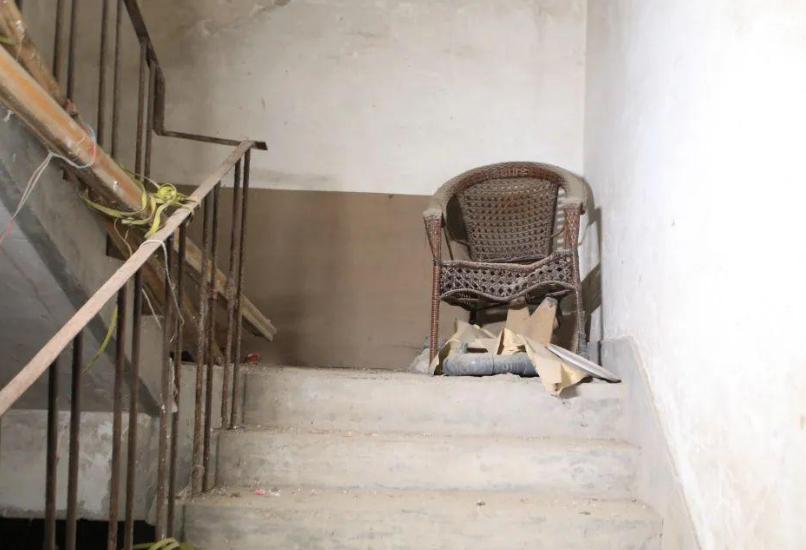 楼房遇到骚扰如何维权,六楼住户嫌爬楼梯太累